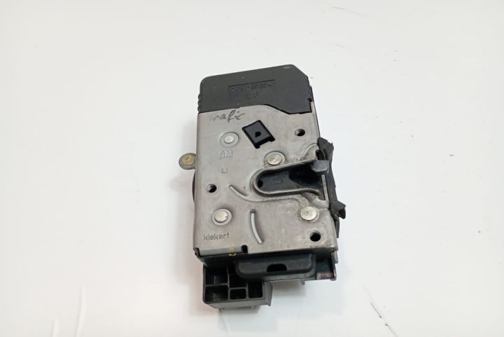 Broasca usa stanga spate 905034098R Renault Trafic a 3-a generatie