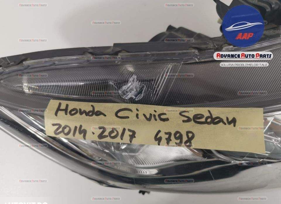 Десен фар с оригинален ксенон в добро състояние Хонда Цивик / Honda Ci