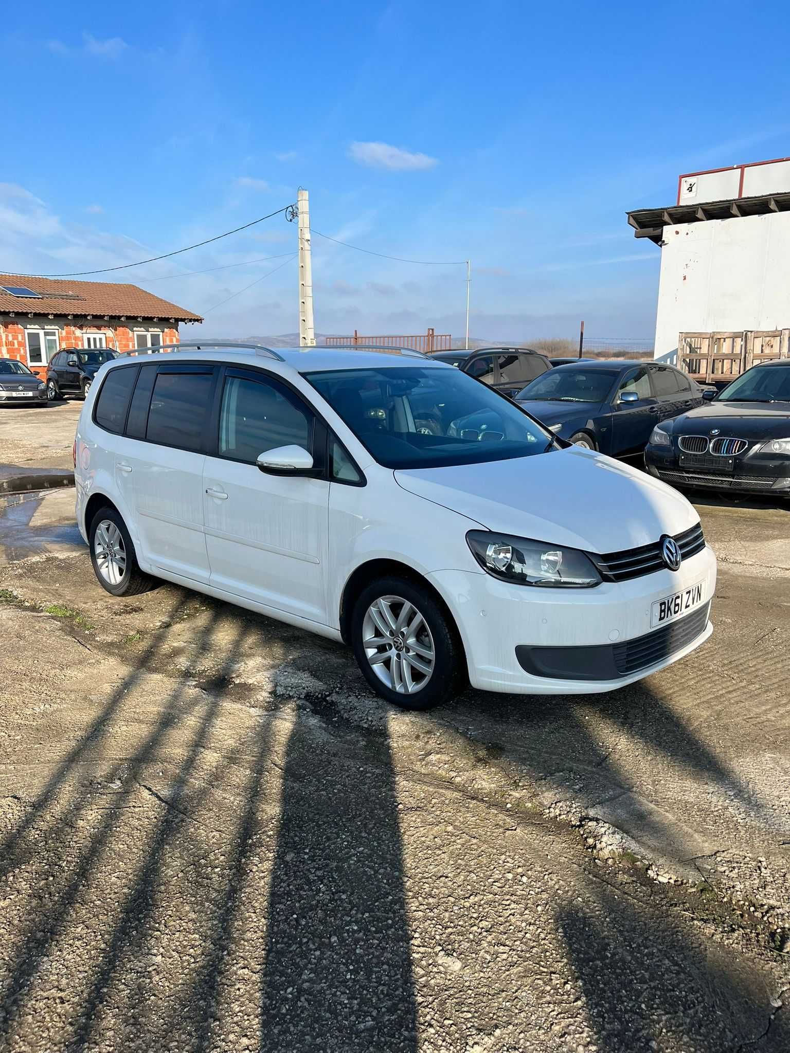 Dezmembram VW Touran, motor 1.6 CAY, 105 cp, euro 5