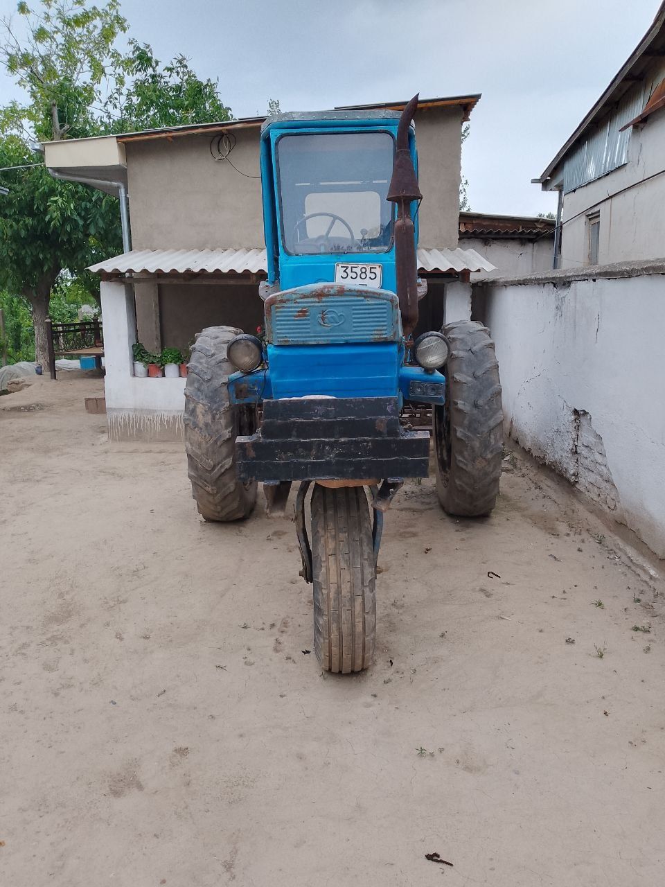 T 28 traktor x 4