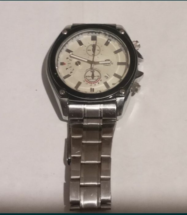 Продам часы бу разные