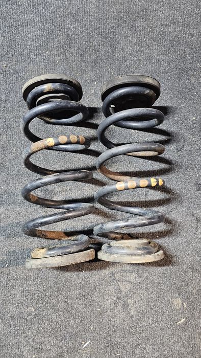 Arcuri spate originale Audi TT 8J Quattro 

Stare buna
Se vand exa