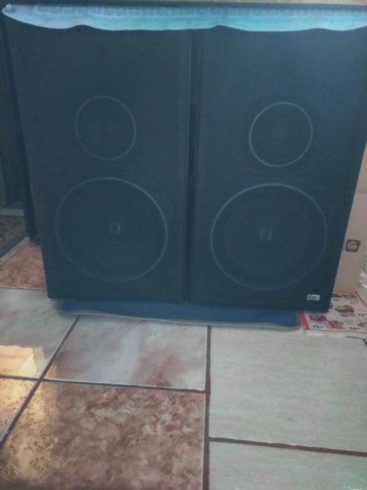 Boxe ” STAR ” Romanesti 100w/8,omi functionale.