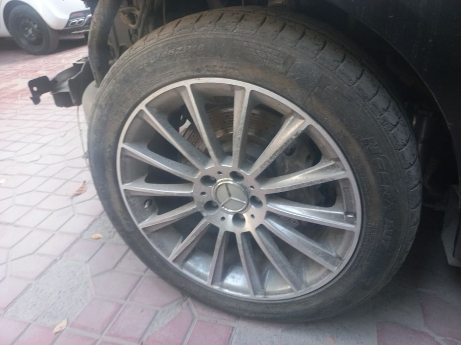 Mercedea diska w222 r18