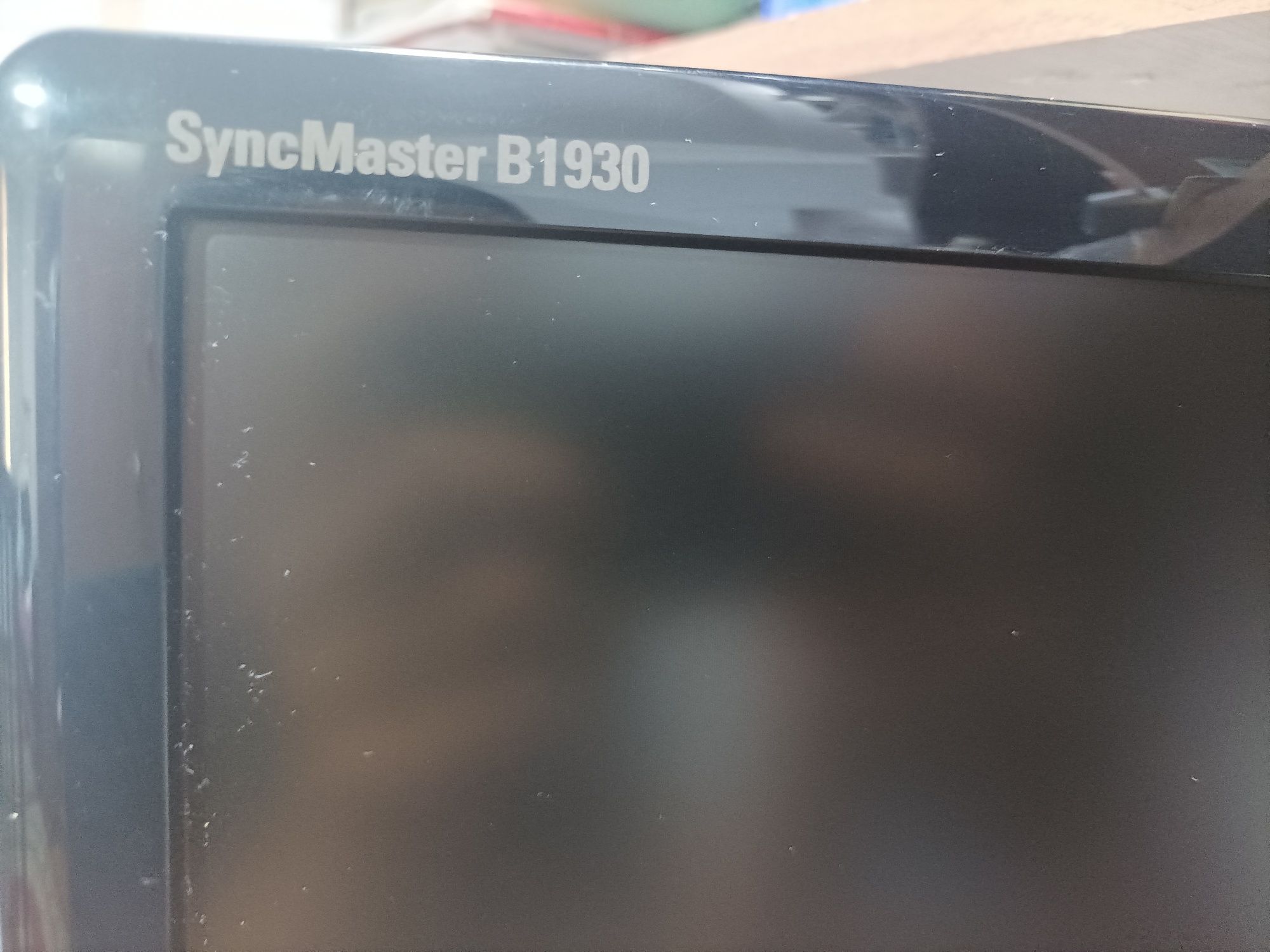 Монитор Samsung SyncMaster B1930
