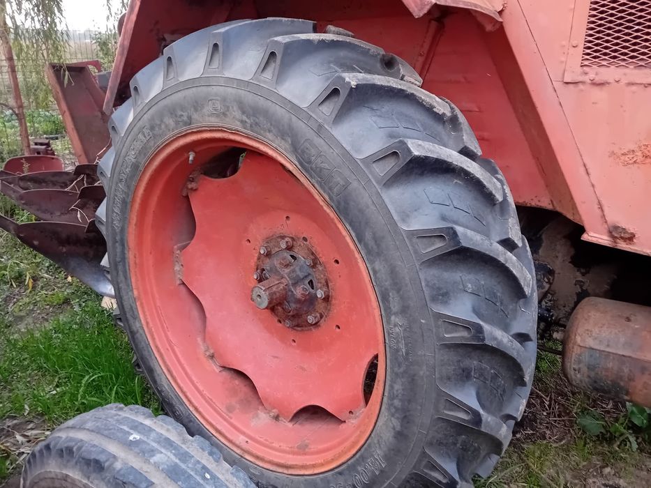 Vand tractor universal 650 original de fabrica