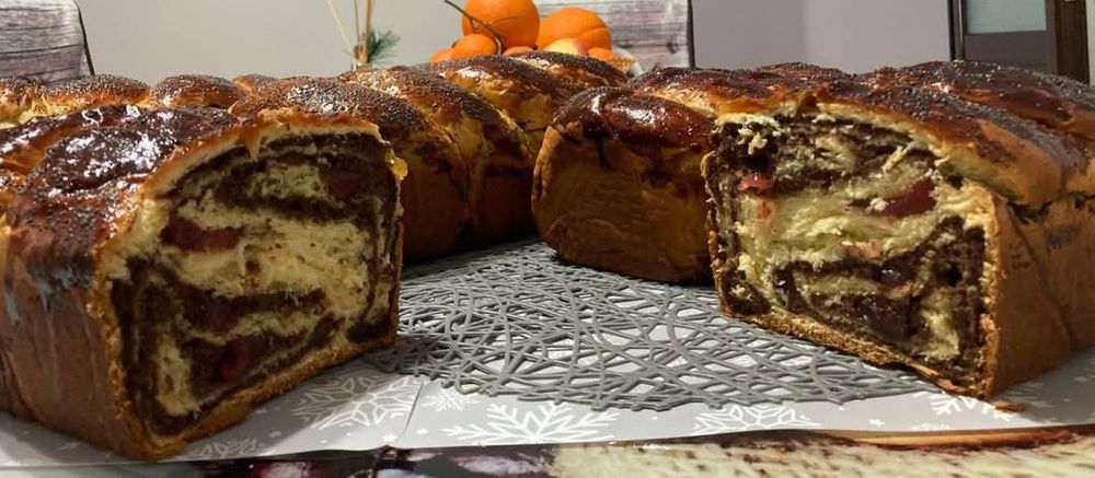 Cozonaci pufoși și deliciosi