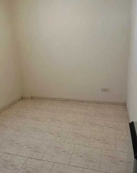 Дава се под наем Тристаен апартамент в Пловдив, Каменица 1 - 82 кв.м за 193.8 € - Снимка #1
