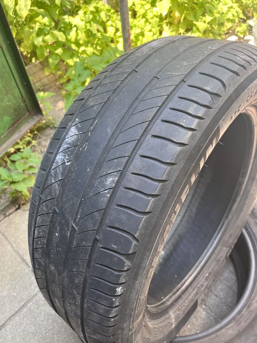 Гуми 215/55/R17