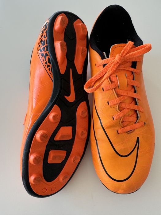 Nike обувки за футбол номер 38