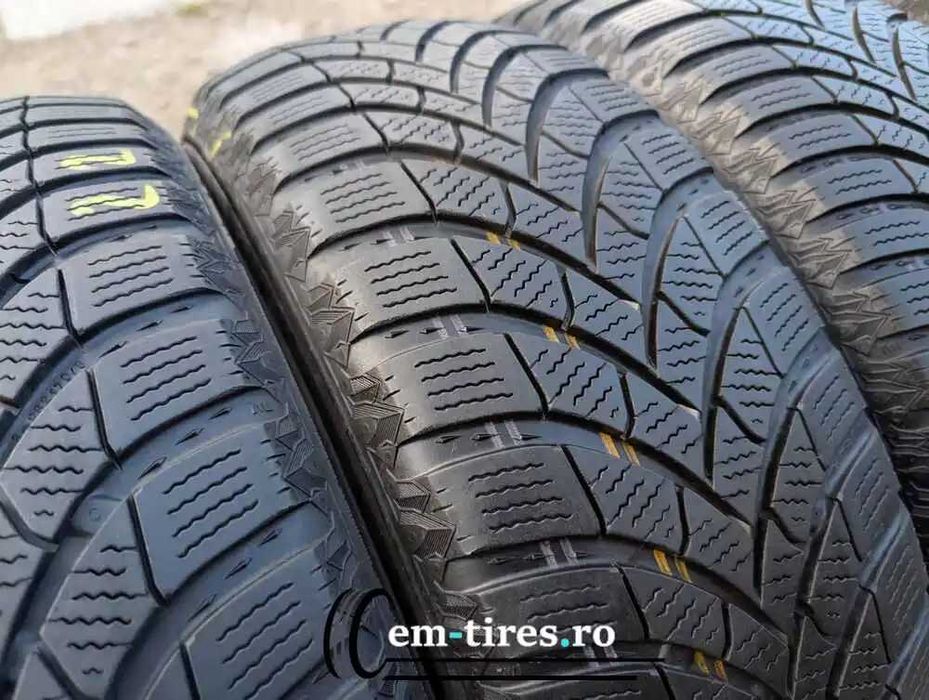SET 4 Anvelope Iarna 185/65 R15 SEMPERIT Speed Grip 5 88T