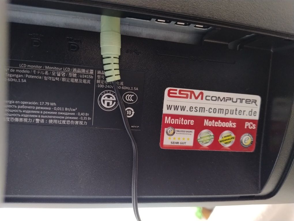 Монитор Dell u2451b