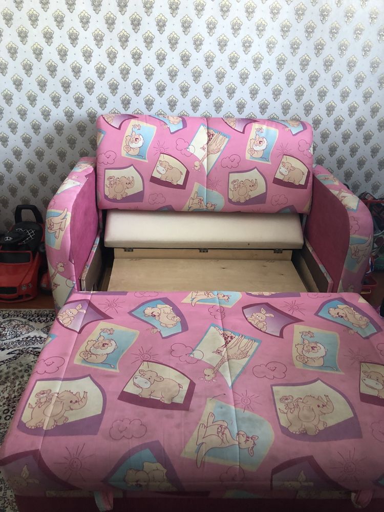 Детская мебель диван
