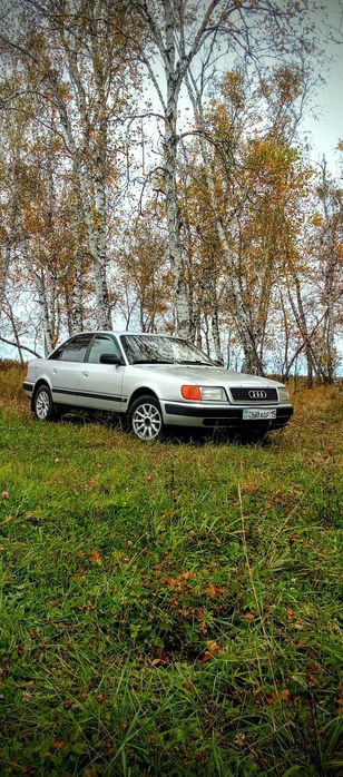 Audi 100 c4 1992г
