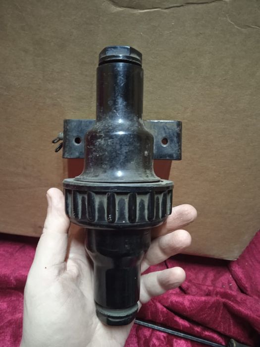 Продам высоковольтную трёхфазную розетку.