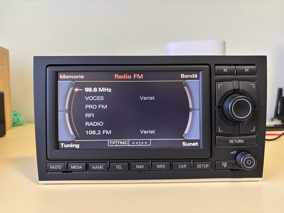 Navigatie originala RNS-E generatia a 2-a MK2 A4 A3 Exeo