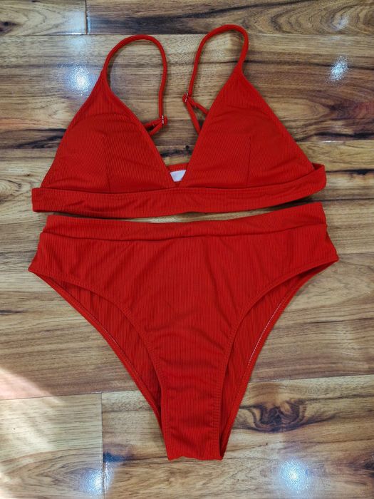 Costum de baie masura M-L