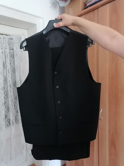 Costum bărbătesc din 3 piese