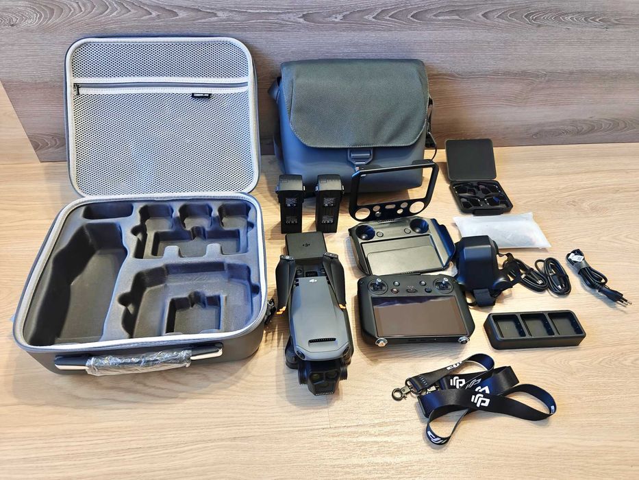 Дрон DJI Mavic 3 PRO Fly more combo + RC PRO + Hard Case + Аксесоари