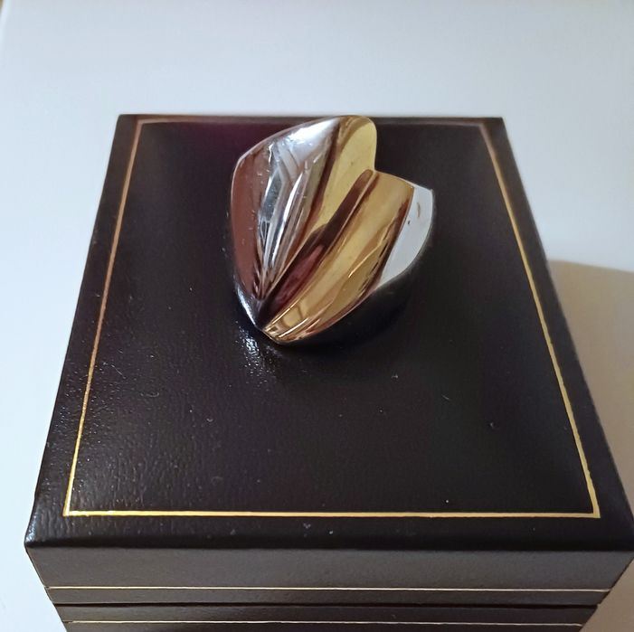 Лотове от красиви пръстени