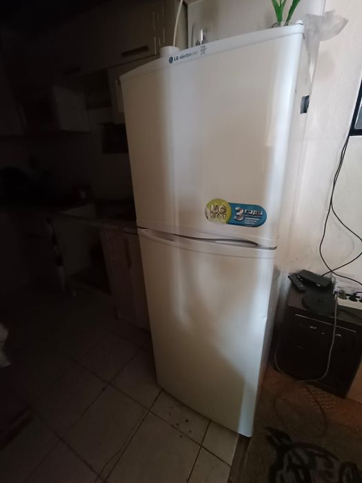 Продам холодильник