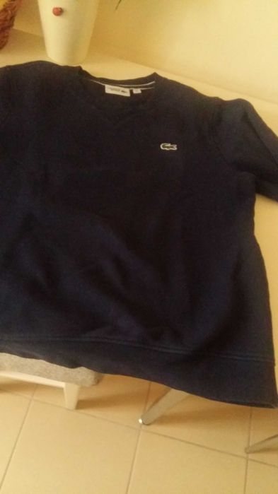 Bluza Lacoste bleumarin calitate la pret redus