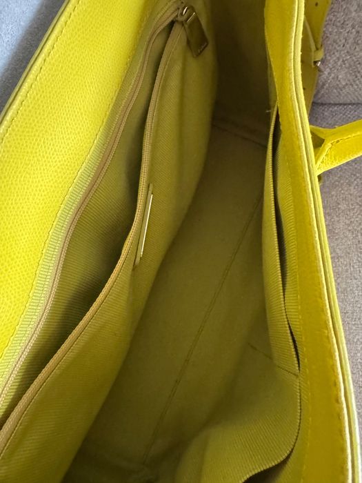 Чанта в жълто Furla