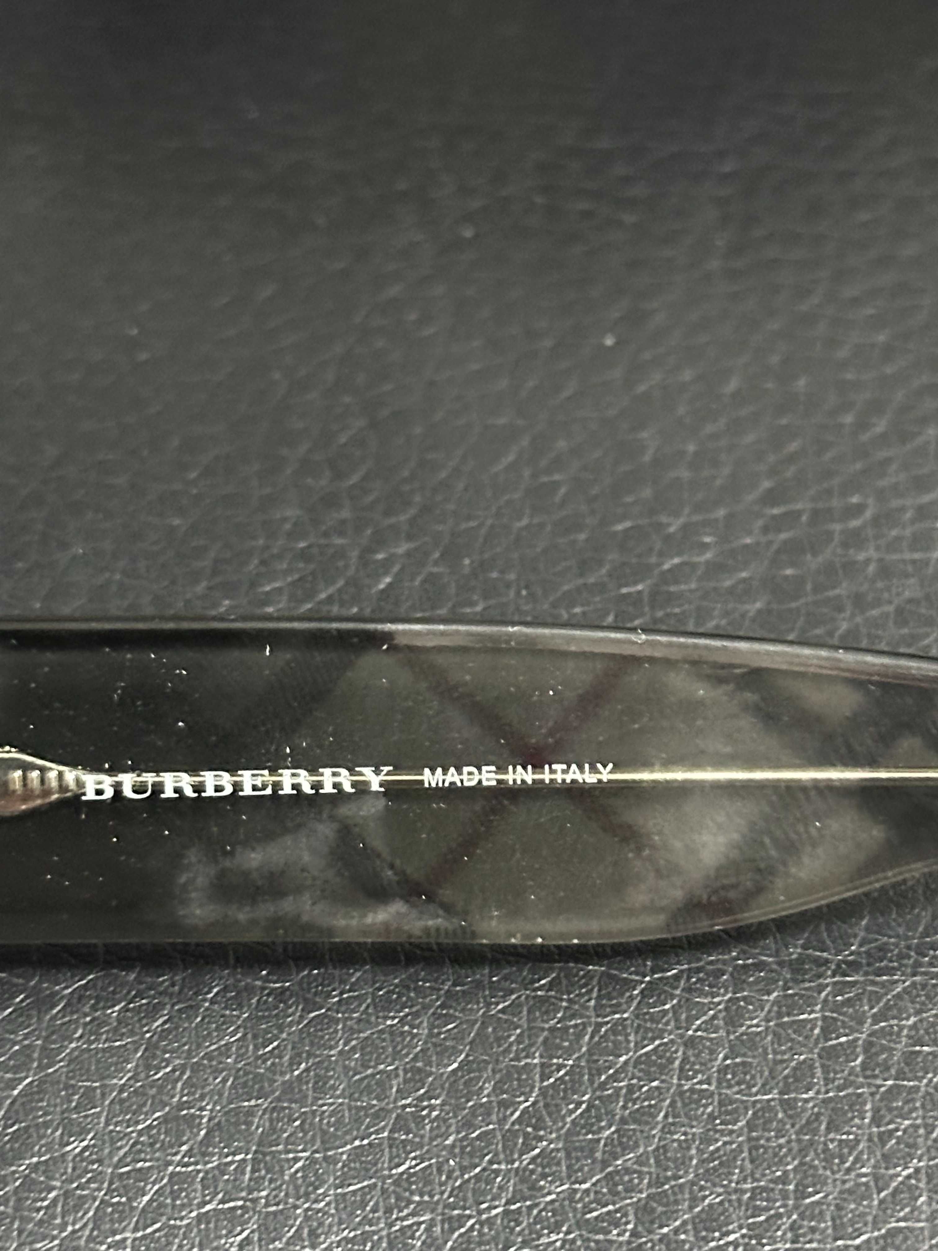 Ochelari Burberry*made in Italia+ toc - etui Buberry !