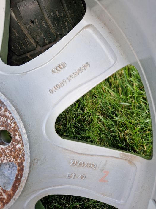 Jante aliaj/ aluminiu/ roti Audi A3 8P/ A4 B7 / A6 4F iarna 225/50 R17