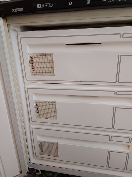 Продаю морозильную камеру