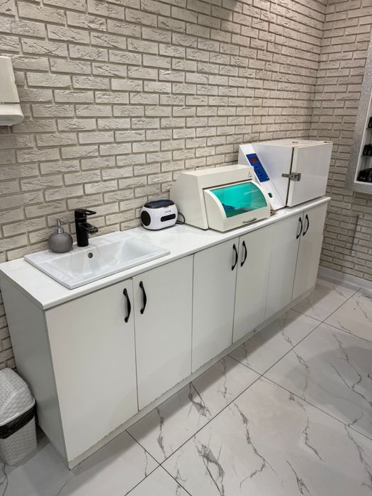 Продам столы срочно в отличном состоянии