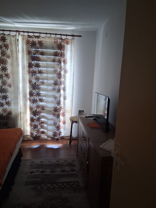 Cazare regim hotelier apartament 3 camere,pana la 7 persoane