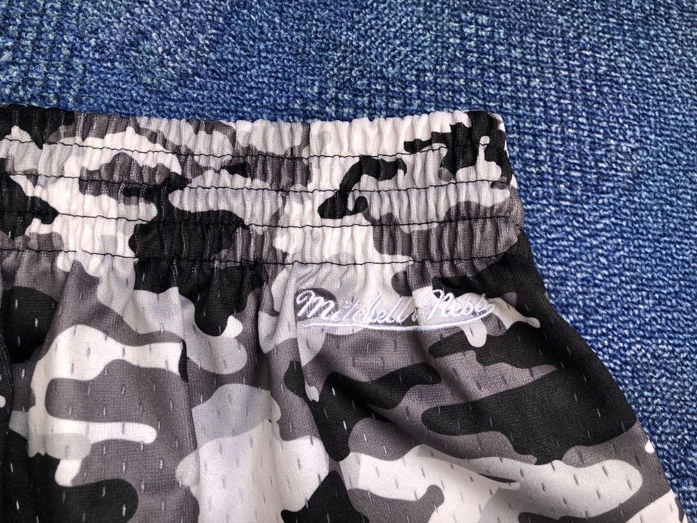 Mitchell & Ness NBA Philadelphia 76ers Camo Jeresy ОРИГИНАЛНИ
