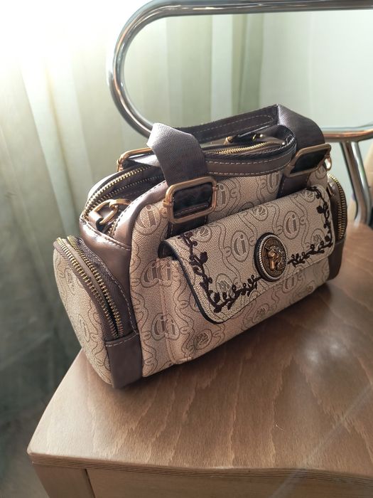 Gentuță model deosebit