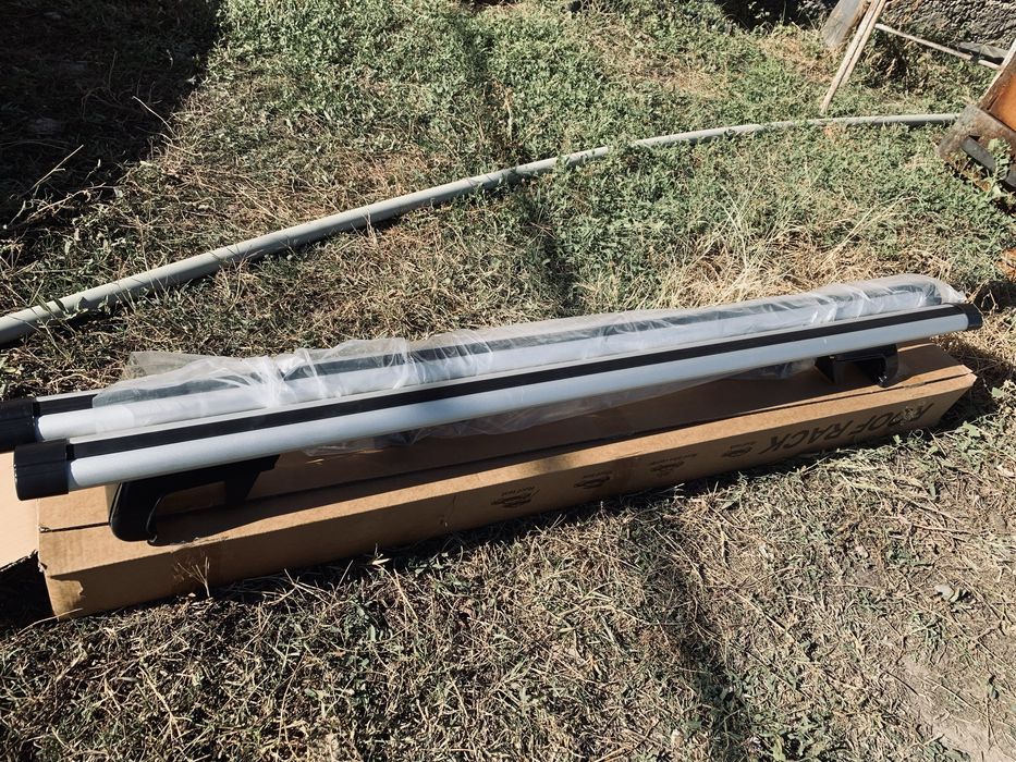 Продам новые поперечины (рейлинги) на крышу автомобиля