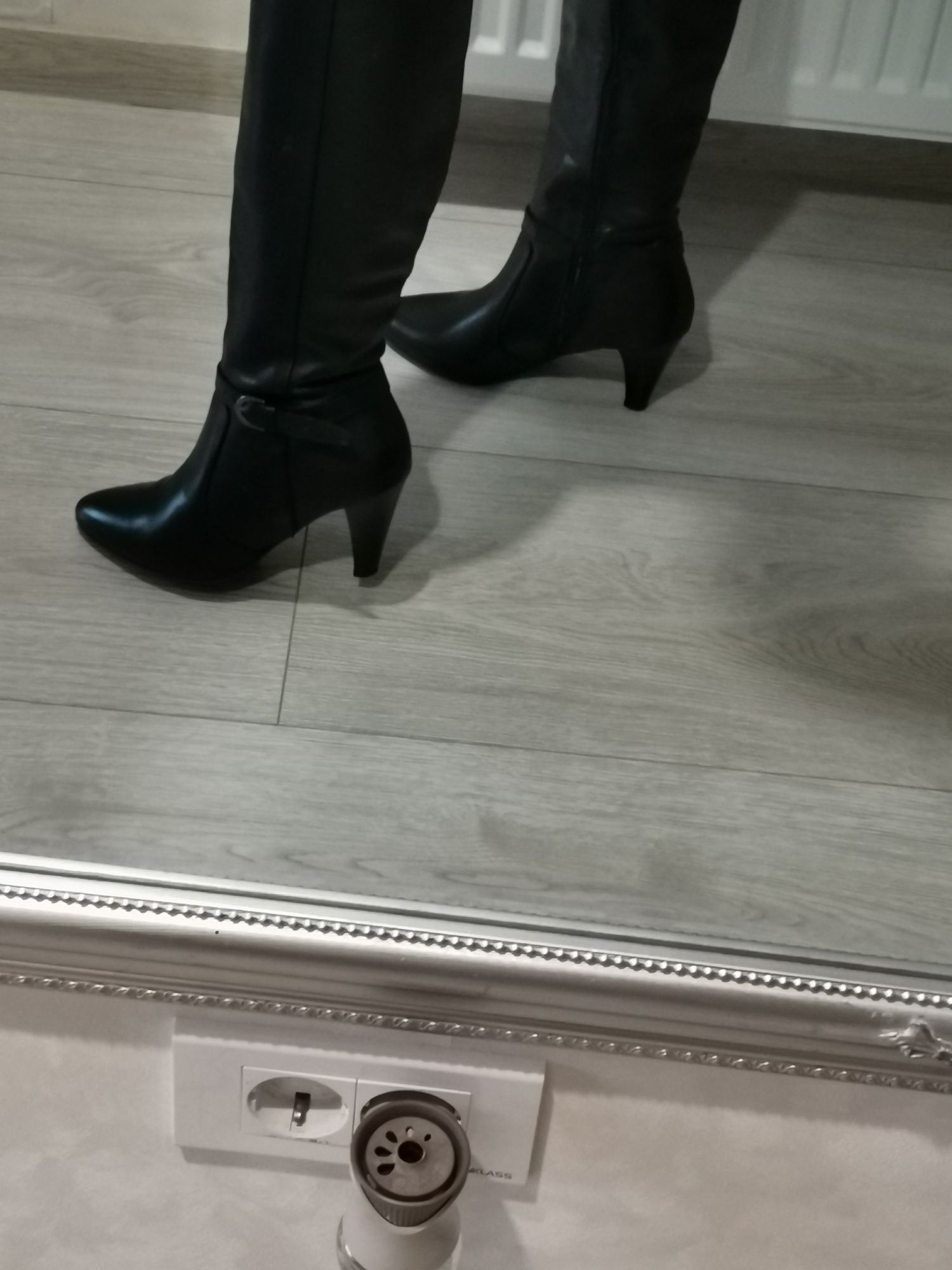 Cizme de dama din piele