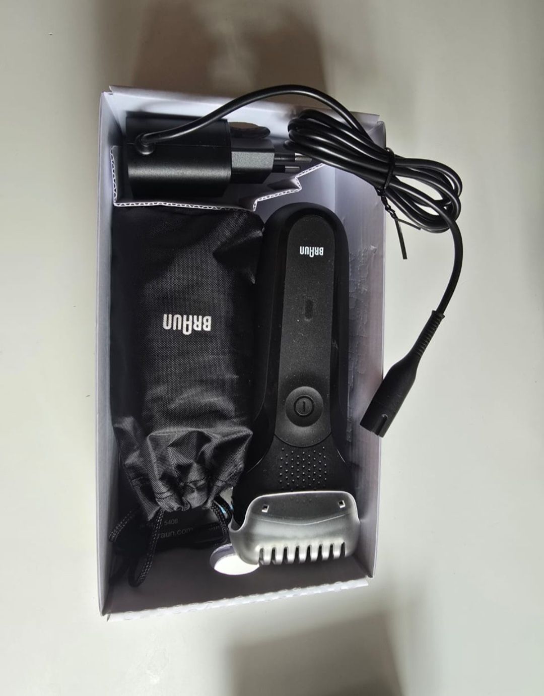 Продам Электробритву Braun Series 3 300BT