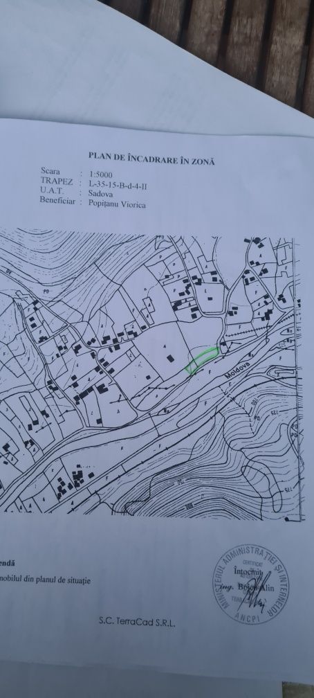 Teren intravilan situat în Com.Sadova jud.Suceava Suprafață 2265 mp