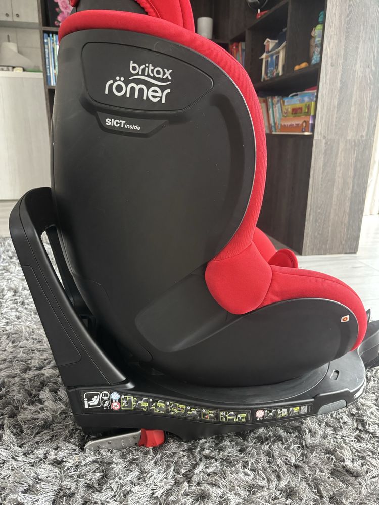 Scaun auto rotativ 360  Britax Romer 0-18 kg, isofix, reglabil,