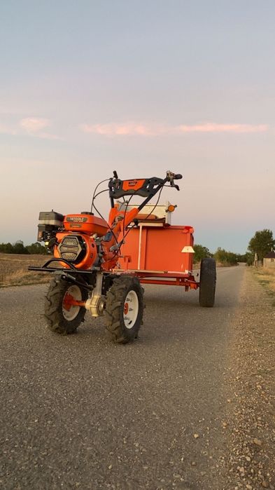 Vând Motocultor Detoolz 8,5cp fără defecte, ulei schimbat...