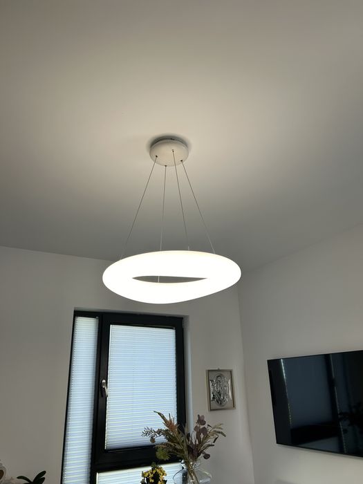 Lustra LED dimabila model deosebit