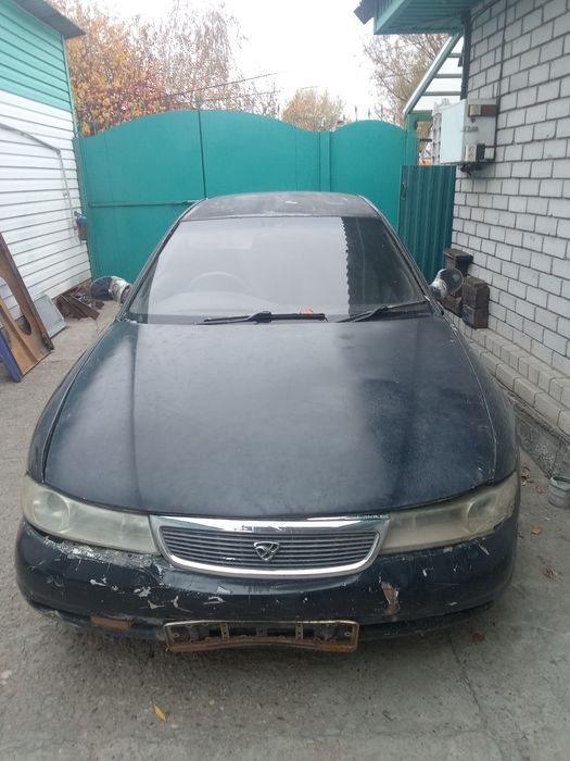 Машина Mazda efini MS8