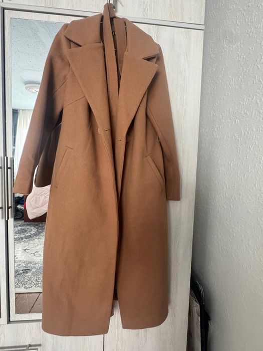 Palto sotiladi yengi