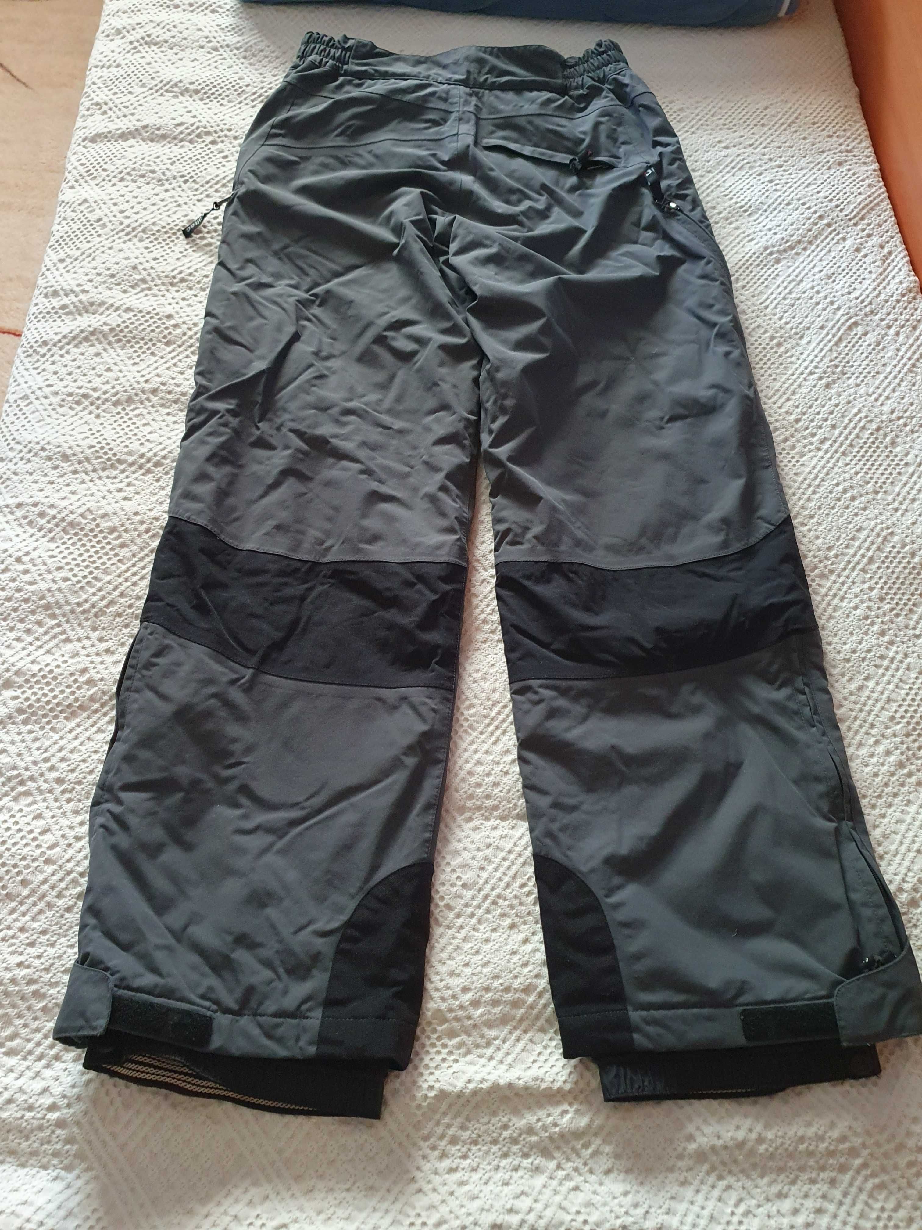 Pantaloni pentru schiat marca Kiltec