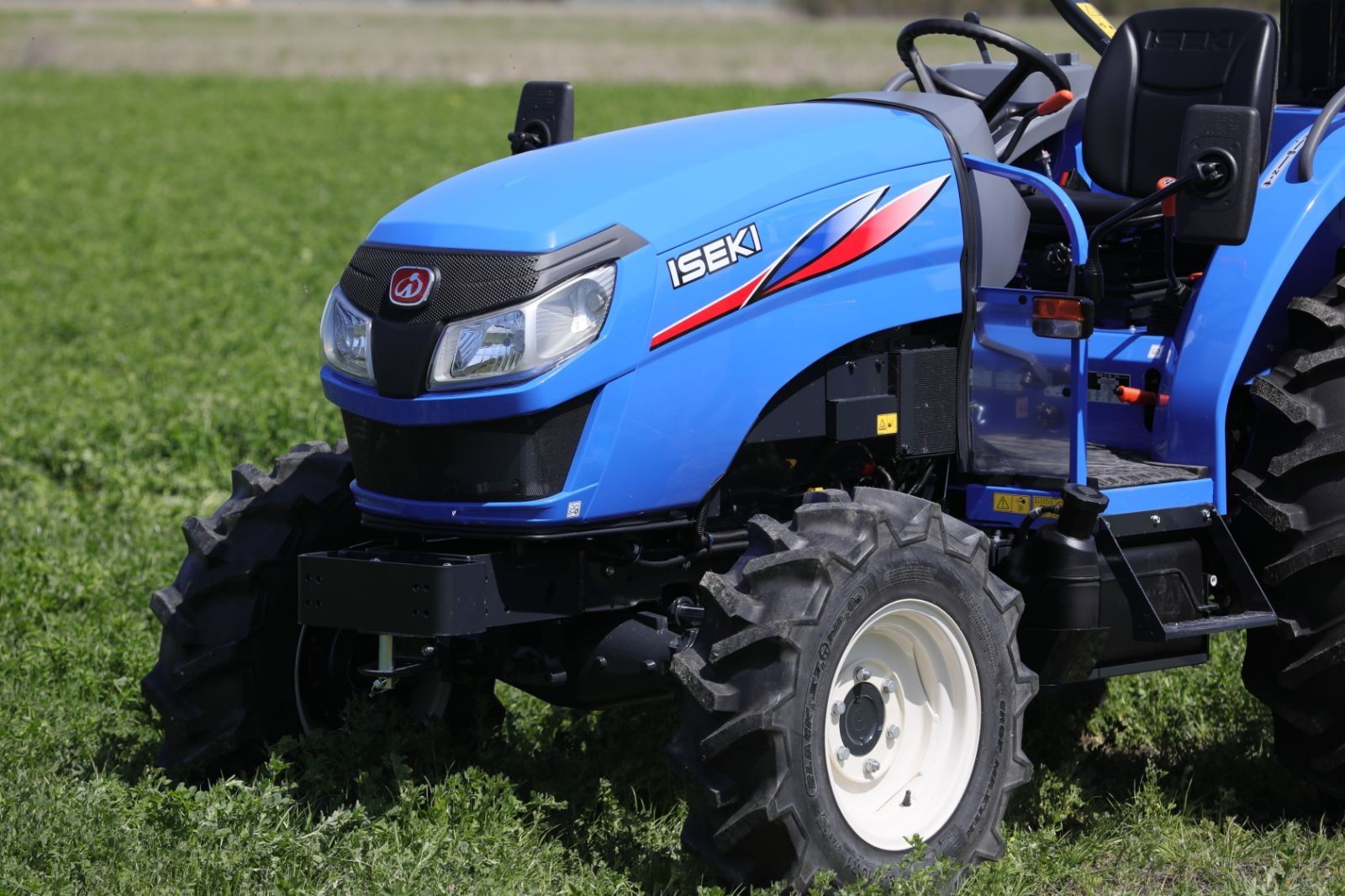 Tractor nou Iseki japonez 4x4, fonduri europene, leasing, kubota, irum