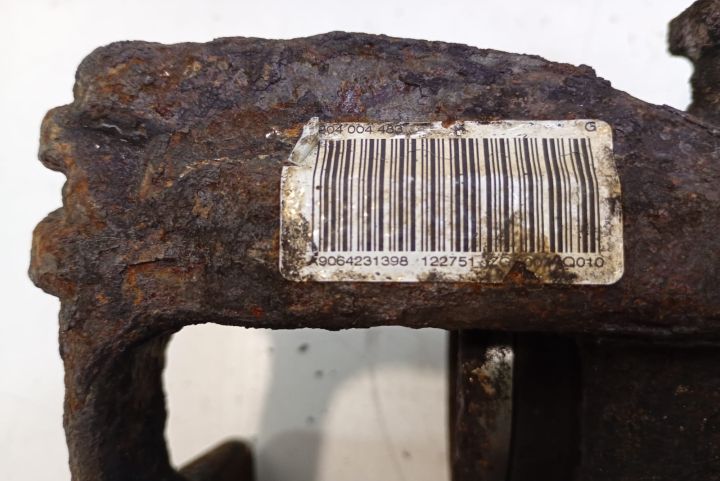 Etrier stanga spate  A9064231398 Mercedes-Benz Sprinter a 2-a generat