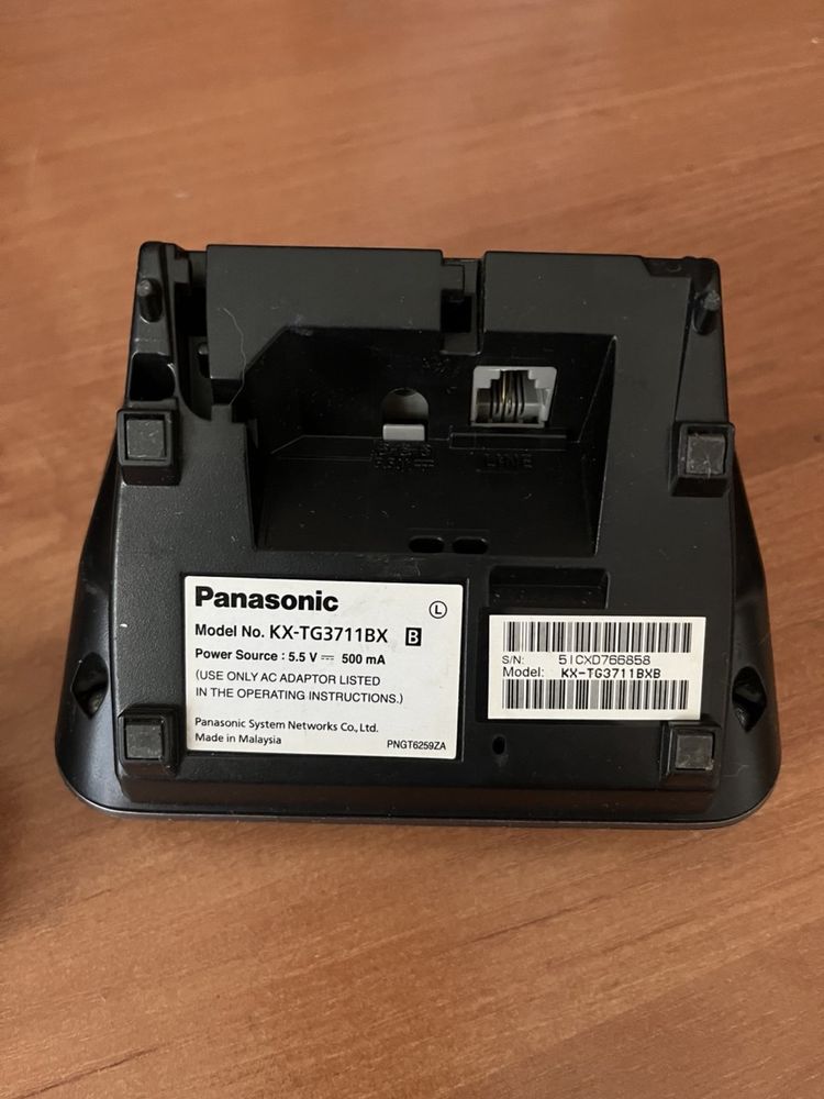 Радиотелефон Panasonic  в рабочем состочнии