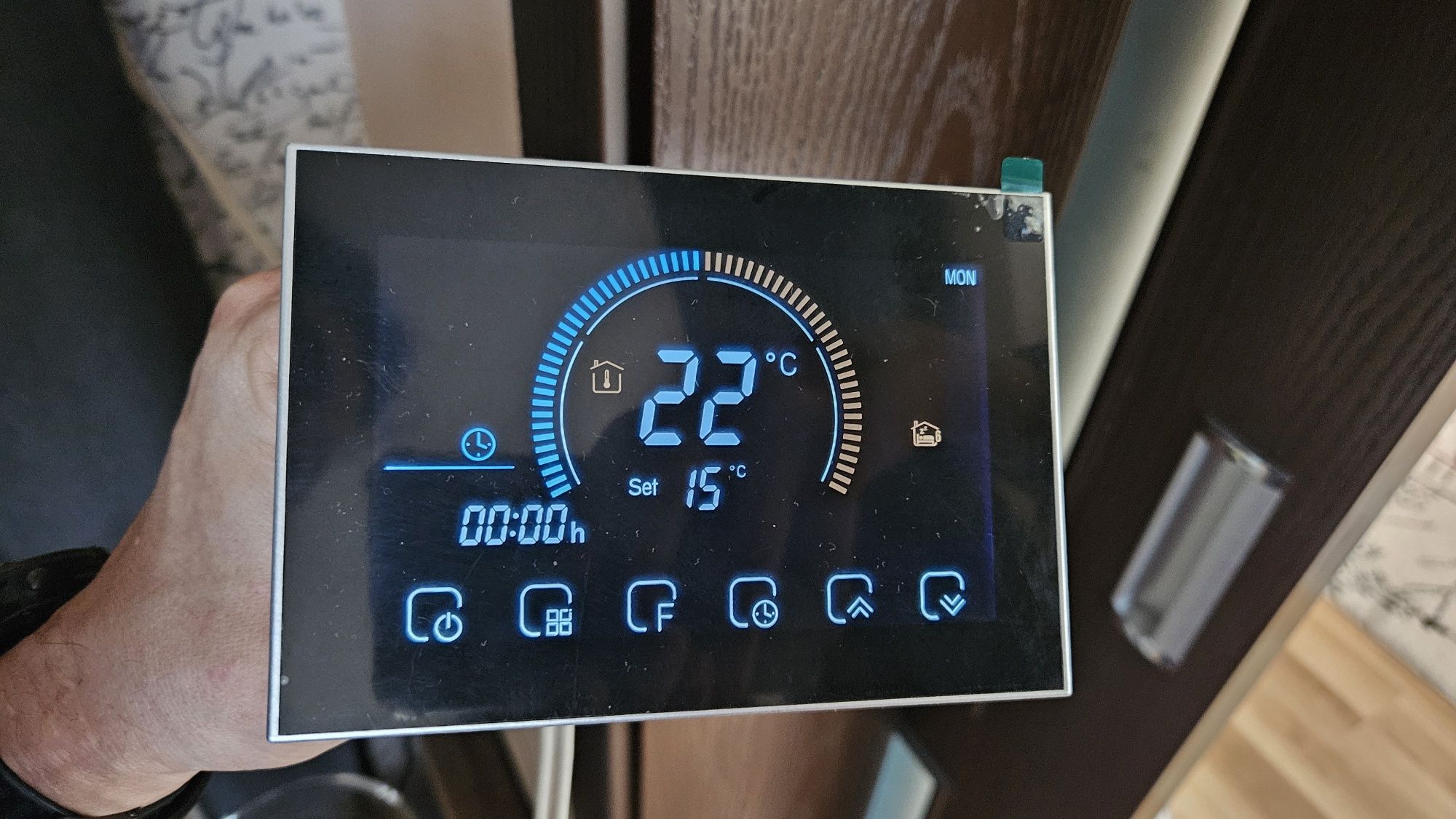 Smart Home wifi Thermostat Умен термостат с LCD