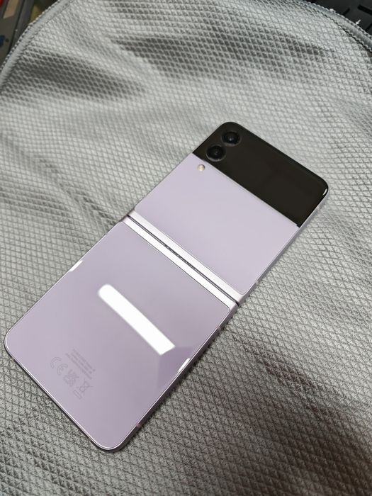 Samsung Galaxy Z Flip 3 256GB