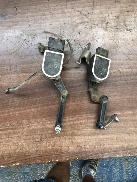 Senzor nivel far autoleveling bmw f10 f11 f01 f02